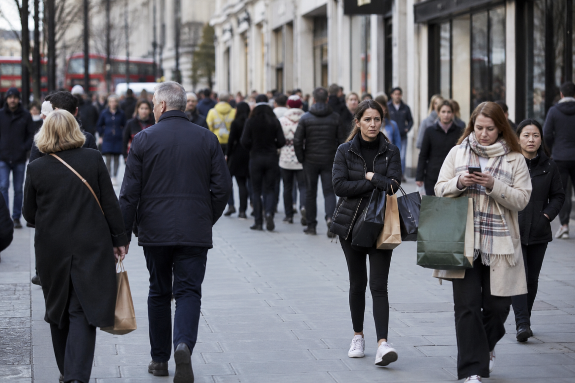 UK retailers remain cautious despite improvement in May sales balance